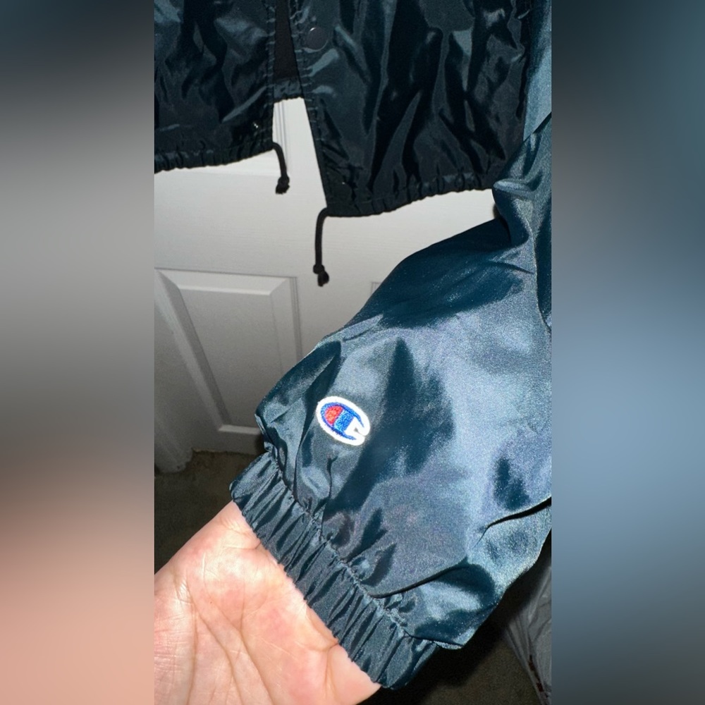 Champion jacket - Picture 3 of 4